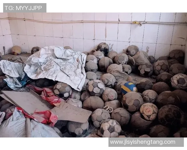 从绿茵场到新生路足球戒毒经历的心灵重塑之旅