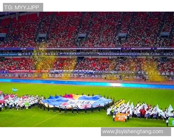 足球盛宴即将开启日本赛场激情四溢球迷齐聚共庆精彩赛事